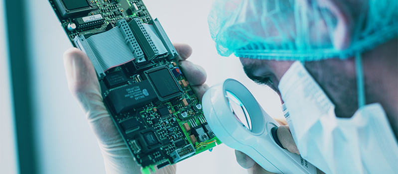 Electronica inspectie in cleanroom