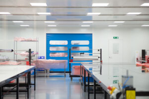Cleanroom reinigen en verpakken IPS/Innovar