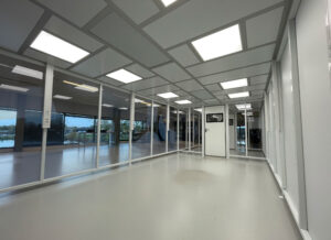 ProCleanroom-Hardwall-cleanroom-Applikon