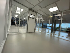 ProCleanroom-Hardwall-cleanroom-Applikon